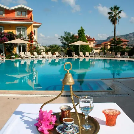 Club Turca Ξενοδοχείο 4*
