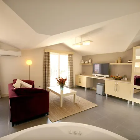 Club Turca Ξενοδοχείο 4*